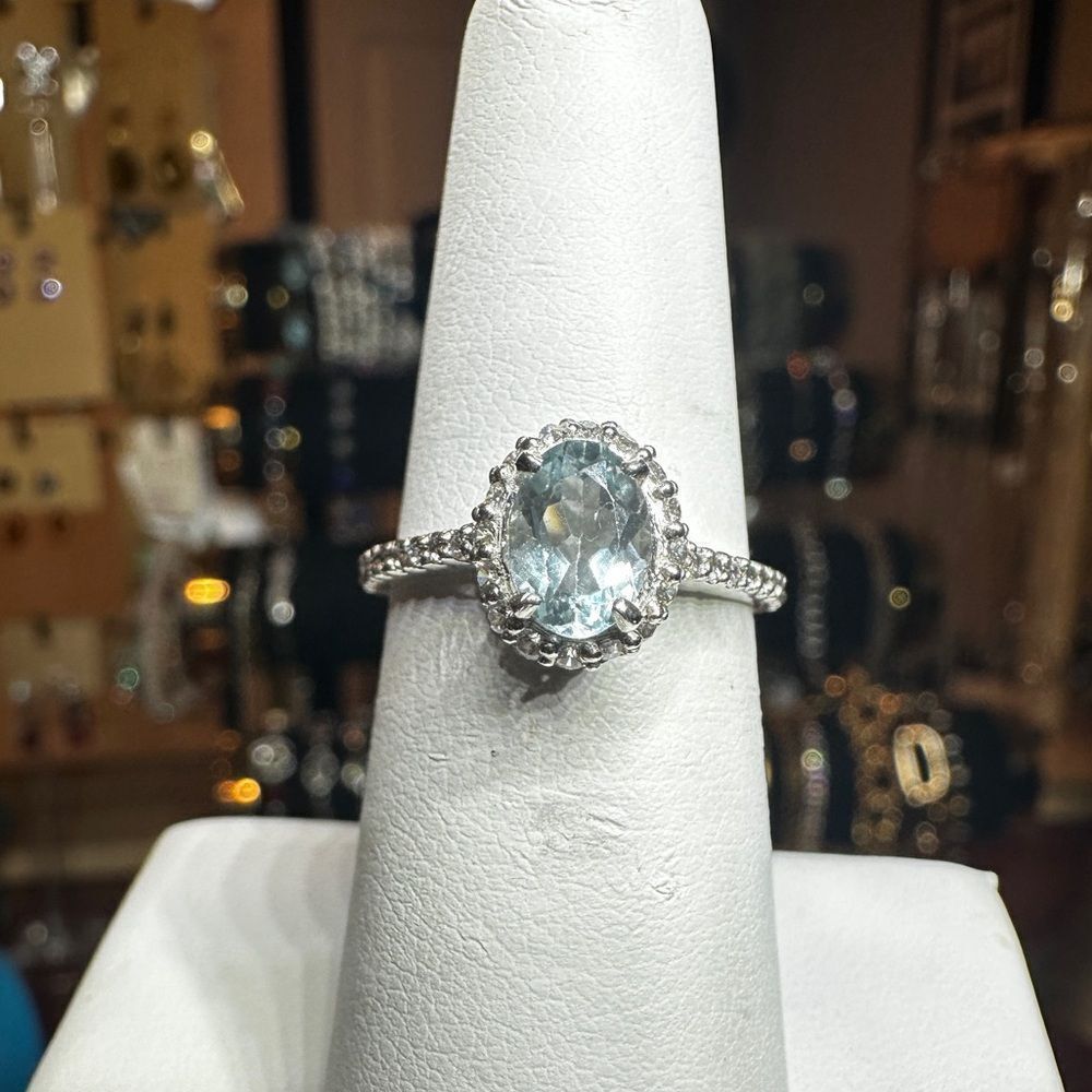 NWOT 5x7mm possible Aquamarineāwith cz rhinestonesā ring in sterling silver! - Picture 9 of 10